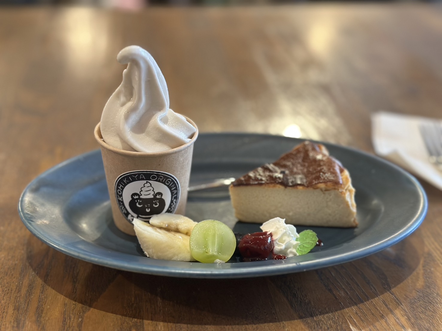 こひきやで楽しむ自然食の味 - ふるさ糖アイスとチーズケーキ - 株式